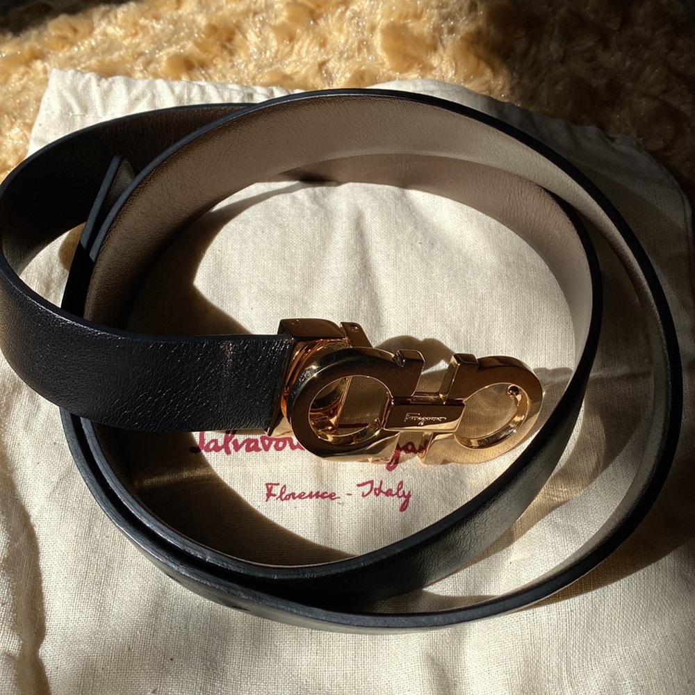 Ferragamo leather belt -reversible w/gold buckle, 37” - Picture 4 of 4